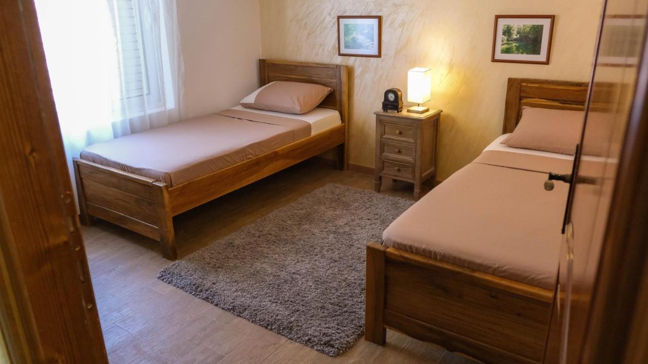 Country House Djurisic 威尔帕扎 外观 照片