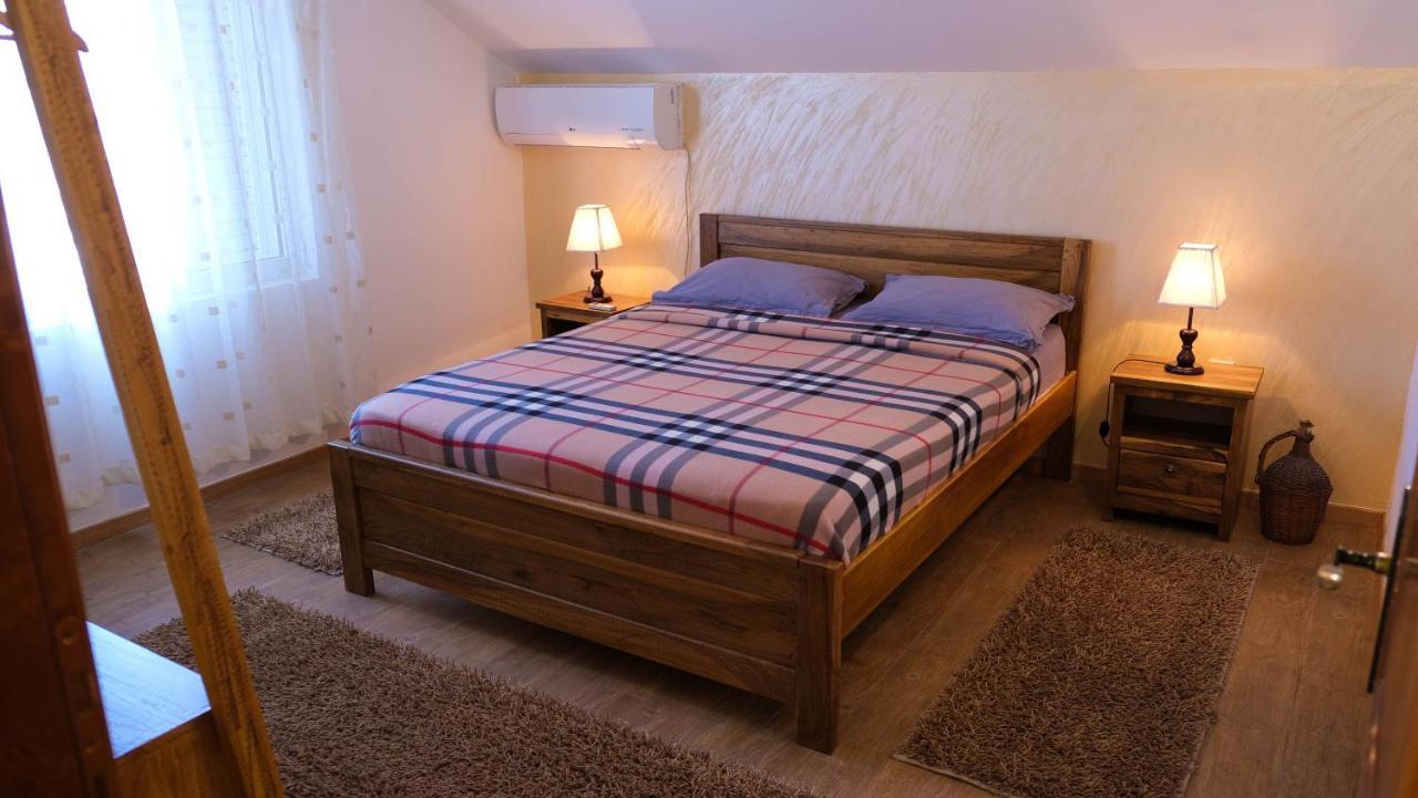 Country House Djurisic 威尔帕扎 外观 照片